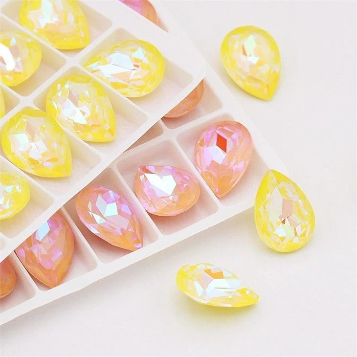 Pointed Rhinestones